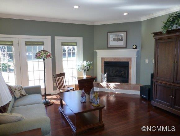 640 VISTA FALLS ROAD - Photo 5