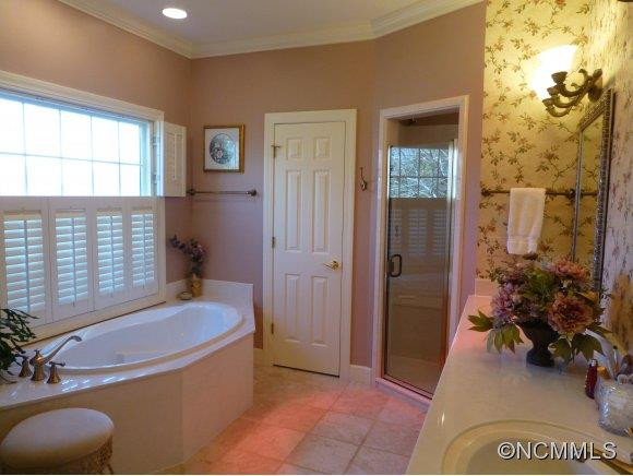 640 VISTA FALLS ROAD - Photo 10