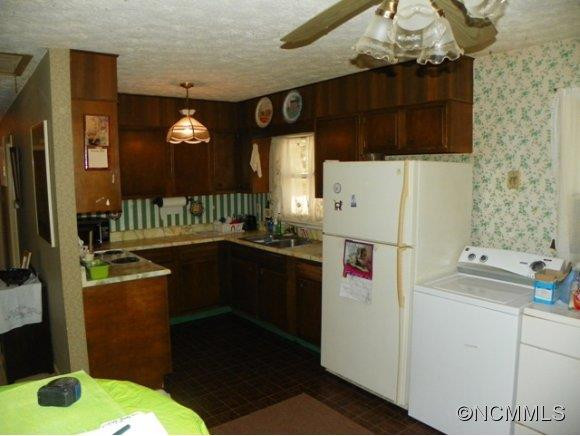 31 Yost Street - Photo 3