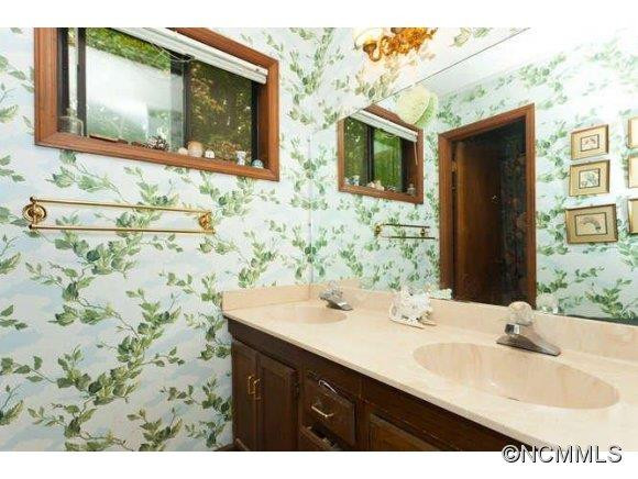 195 Ray Hill Rd - Photo 12