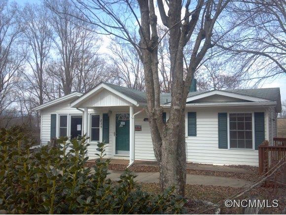 835 Jenkins Valley Road