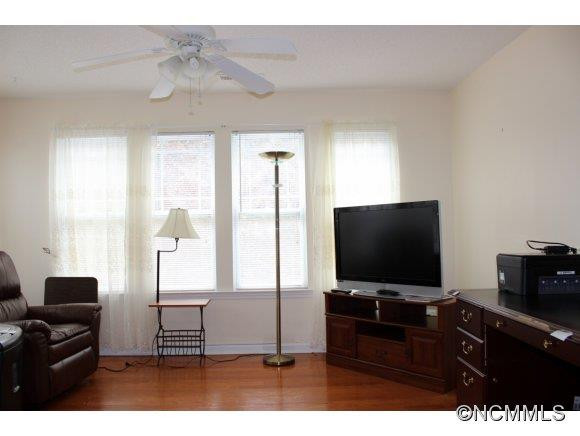 4604 Wood Duck Way - Photo 9