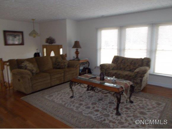 841 Reems Creek Rd - Photo 7