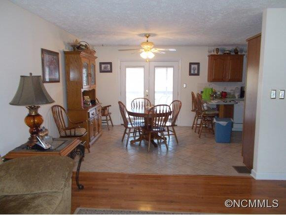 841 Reems Creek Rd - Photo 8