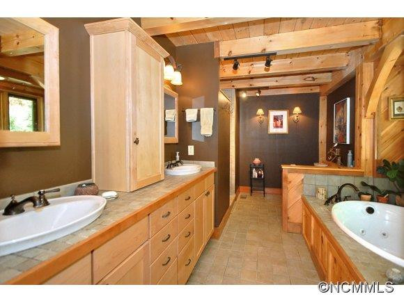 140 Banjo Hollow Lane - Photo 11