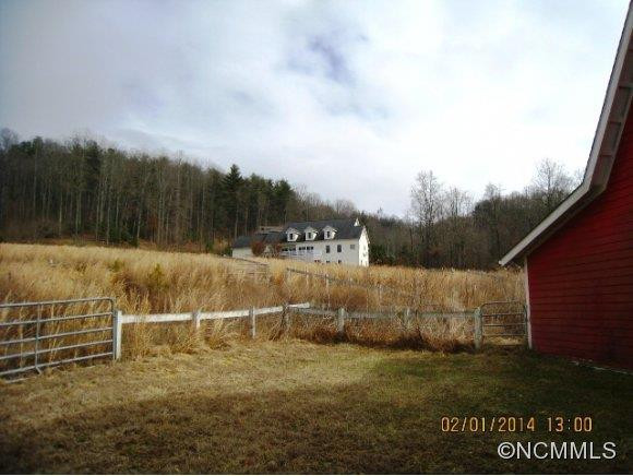  - Photo 5