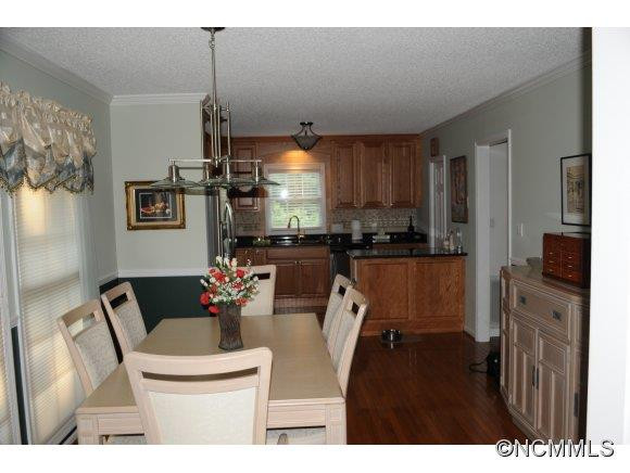 4 Hampton Lane - Photo 13