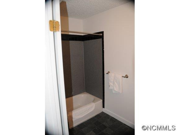 4 Hampton Lane - Photo 21