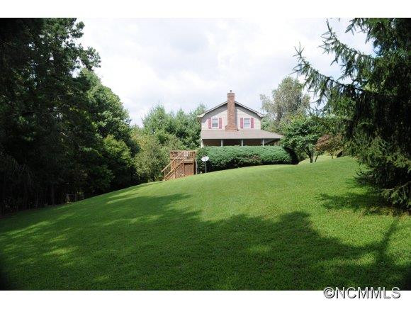 4 Hampton Lane - Photo 4