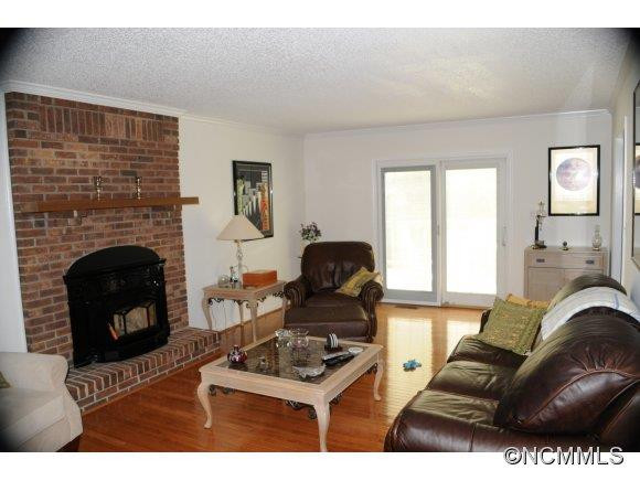 4 Hampton Lane - Photo 8