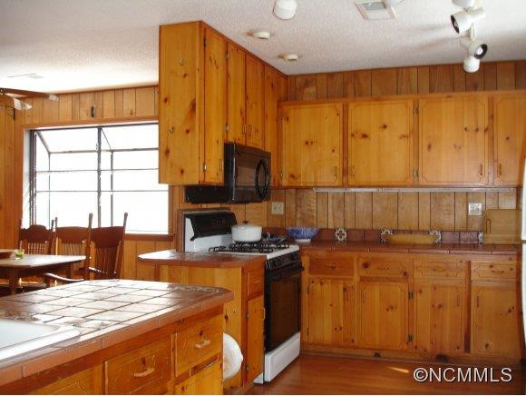 189 Wildwood Drive - Photo 3
