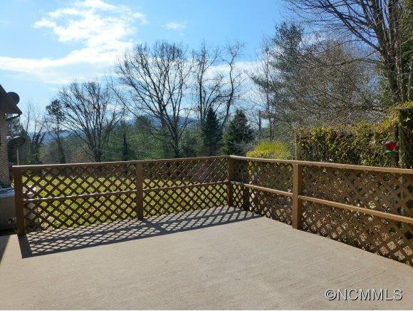 171 Kingswood Drive - Photo 2