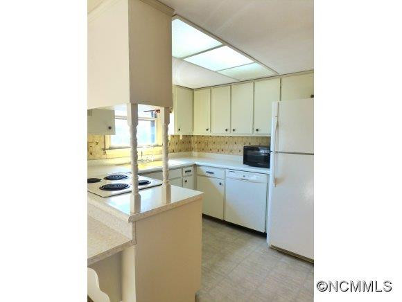 171 Kingswood Drive - Photo 4