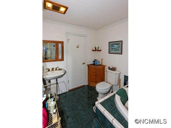 7 Margate Lane - Photo 8