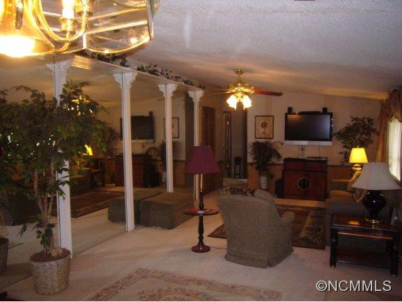451 DON FELMET ROAD - Photo 2