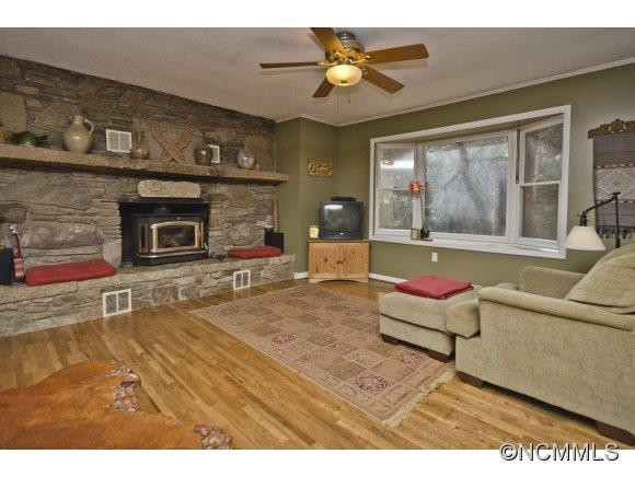 585 Bull Walker Road - Photo 2