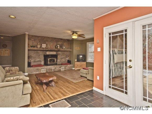 585 Bull Walker Road - Photo 3
