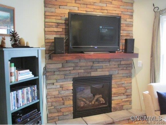 215 Wyoming Drive - Photo 4