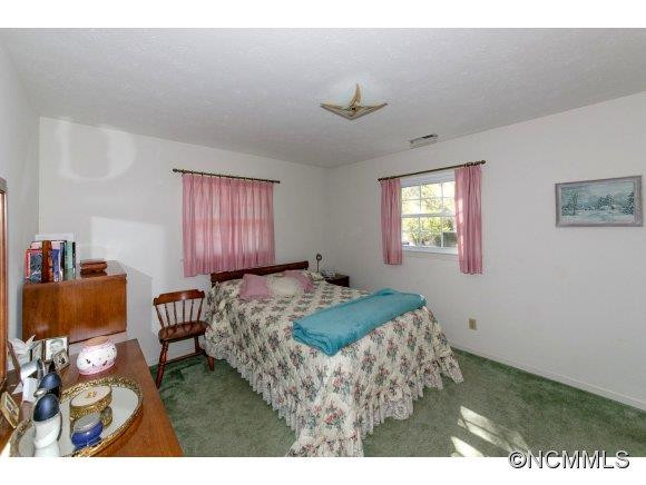 705 Shadywood Lane - Photo 11