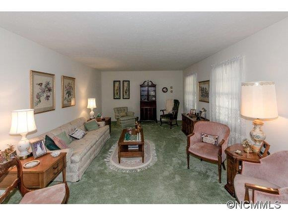 705 Shadywood Lane - Photo 5