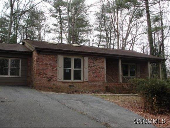 190 TIMBERLANE DRIVE