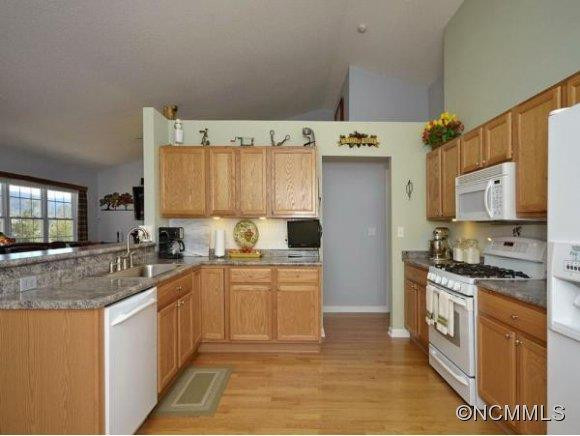 66 KARLA CIRCLE - Photo 5