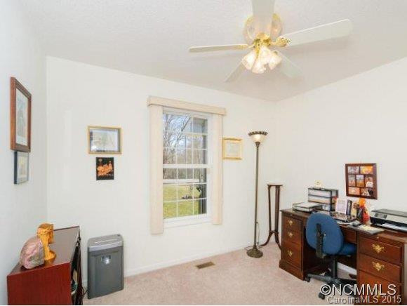87 Collins Road - Photo 15