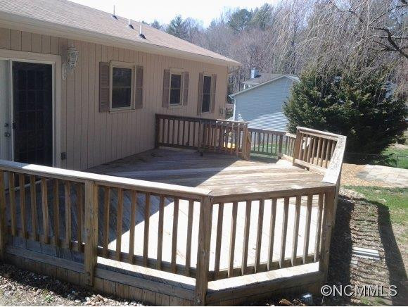 15 Ashwood Dr. - Photo 17