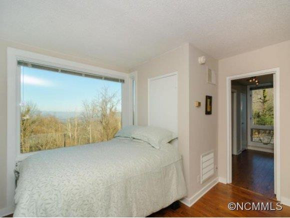 647 TOWN MOUNTAIN UNIT 302 - Photo 11