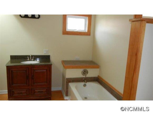 18 Tanglewood Drive - Photo 10