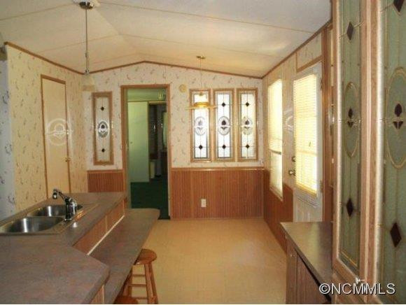 206 KAYCE CT - Photo 9