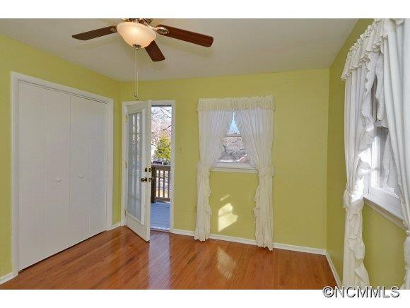 309 Montreat Road - Photo 10