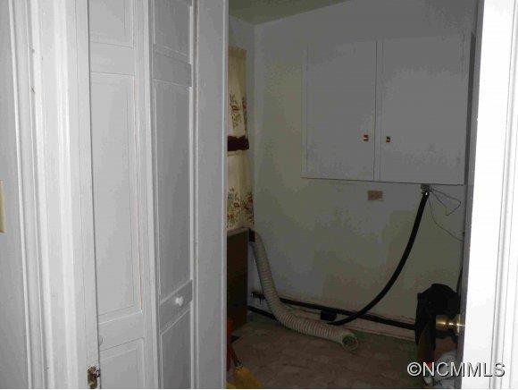 308 Northeast Ave - Photo 11