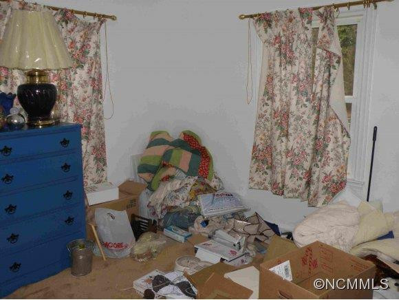 308 Northeast Ave - Photo 6