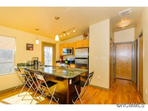 97 Joyner Ave - Photo 11