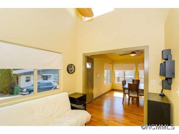 97 Joyner Ave - Photo 6