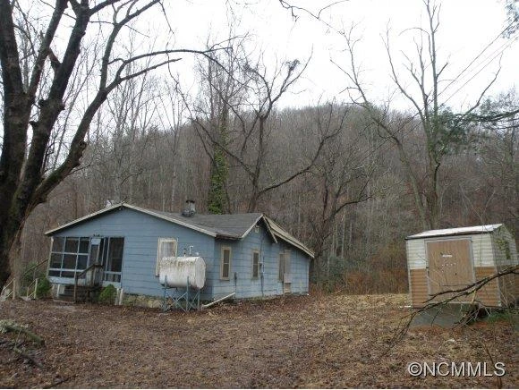 327 Fountain Way