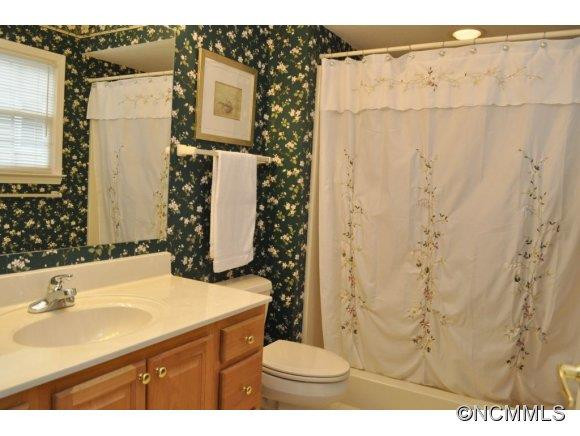 1042 SADDLEBROOK DRIVE - Photo 11