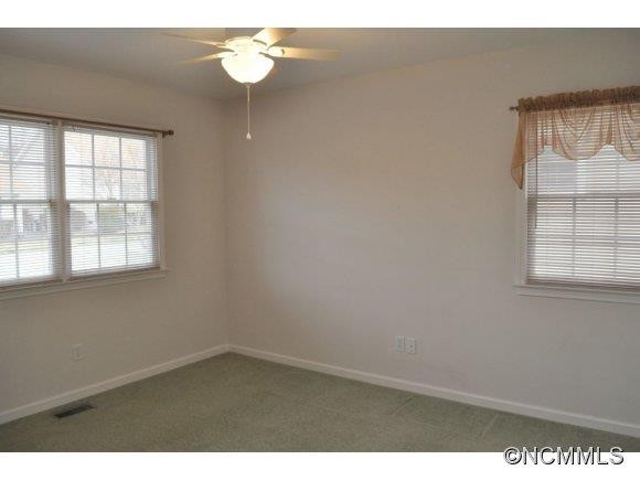 1042 SADDLEBROOK DRIVE - Photo 12