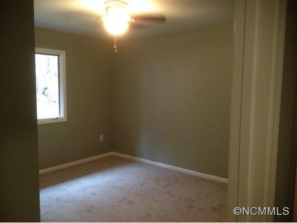 15 B Cedarwood Dr - Photo 17