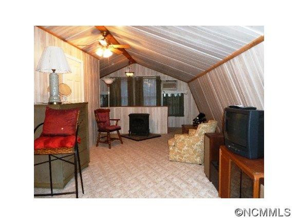 548 Warrior Drive - Photo 20