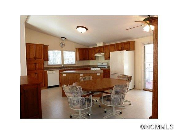 548 Warrior Drive - Photo 7