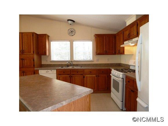 548 Warrior Drive - Photo 8