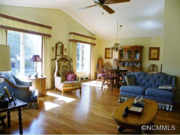 1 BRIARWOOD LANE - Photo 2