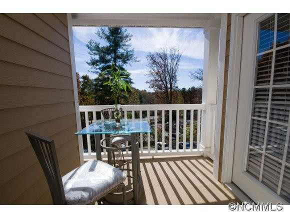 40 Hyannis Drive #402 - Photo 7