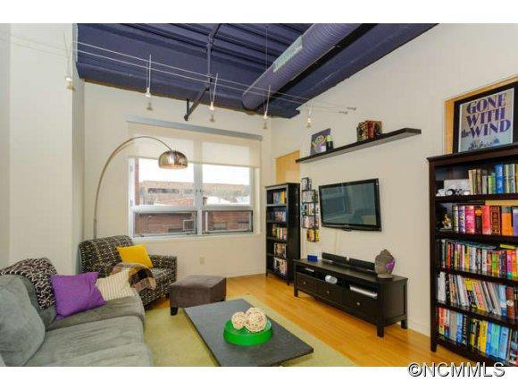 12 S. Lexington Ave, Unit 203 - Photo 3