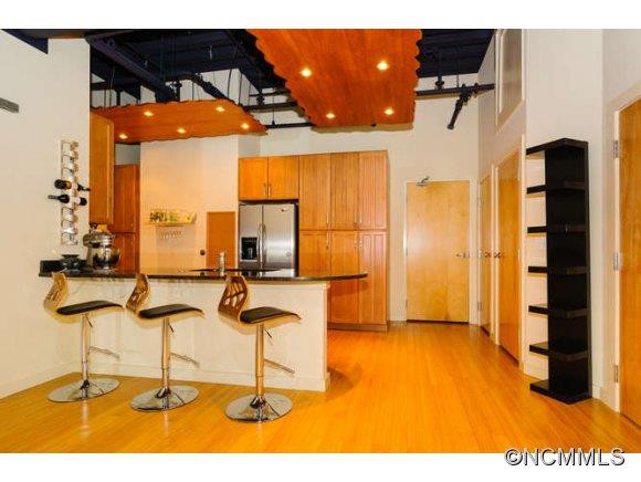 12 S. Lexington Ave, Unit 203 - Photo 7