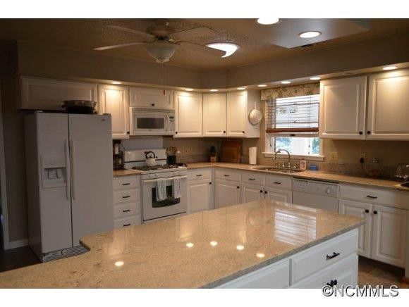 730 Woodland Ridge - Photo 4