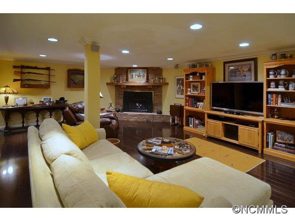 36 Shawn Drive - Photo 17