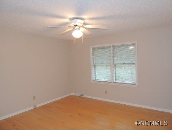 437 Deerhaven Lane - Photo 11